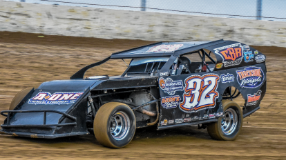 Beau Begnaud closing in on first IMCA Mod win